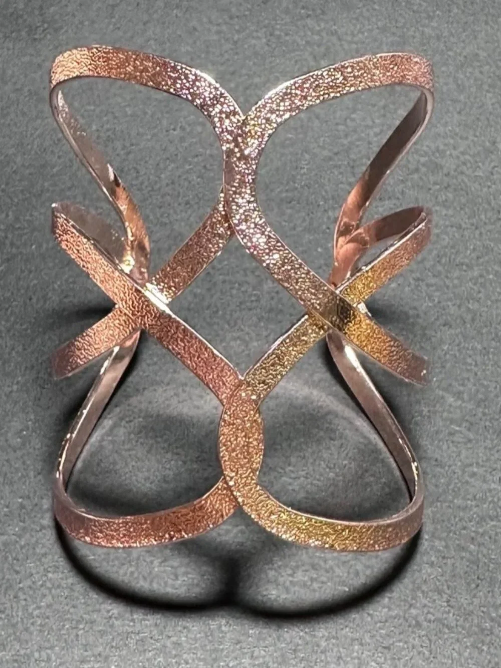 Cuff Bracelet Womens Costume Jewelry Lightweight Minimalist Style NWOT